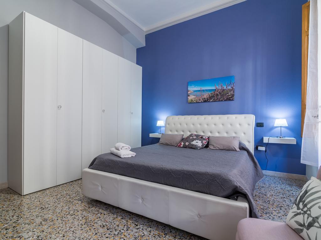 Homeboutique Cagliari Habitación foto